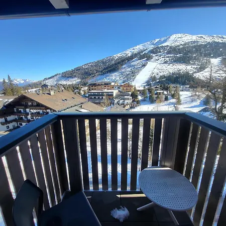 Penthouse Tauernblick Ski In & Ski Out Apartment Rennweg am Katschberg